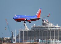 N405WN @ FLL - Southwest with cruise ship - by Florida Metal