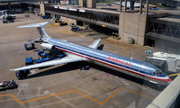 N9622A @ KDFW - Gate A39 DFW - by Ronald Barker