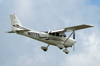 N1172X @ KLAL - Cessna 172S Skyhawk SP [172S-10378] Lakeland-Linder~N 16/04/2010 - by Ray Barber