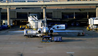 N968TW @ KDFW - Gate C6 DFW - by Ronald Barker