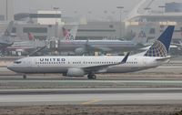 N24212 @ KLAX - Boeing 737-800 - by Mark Pasqualino