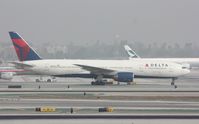 N864DA @ KLAX - Boeing 777-200