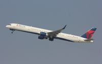 N582NW @ KLAX - Boeing 757-300