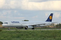 D-AISC @ LMML - A321  D-AISC Lufthansa - by Raymond Zammit
