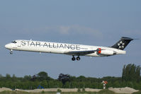 SE-DMB @ EHAM - SAS IN STAR ALLIANCE CLRS - by Fred Willemsen