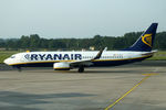 EI-DLG @ EIDW - Ryanair - by Chris Hall