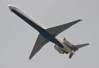 N923DN @ DTW - Delta - by Florida Metal