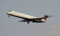 N928DN @ DTW - Delta - by Florida Metal