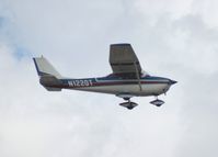 N1220T @ LAL - Cessna 172G leaving Sun N Fun 2013 - by Florida Metal