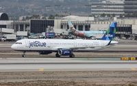 N942JB @ KLAX - Airbus A321 - by Mark Pasqualino