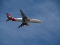 VH-EFR @ NZAA - on finals into AKL - by magnaman