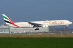 A6-EGG @ VIE - Emirates - by Chris Jilli