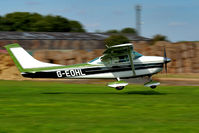 G-EOHL @ EGBR - Arrival - by glider
