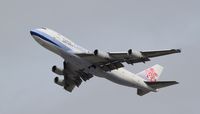 B-18709 @ KLAX - Boeing 747-400F