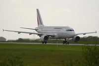 F-GPMC @ LFRB - Airbus A319-113, Taxiing to holding point rwy 25L, Brest-Bretagne airport (LFRB-BES) - by Yves-Q