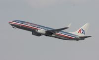 N889NN @ KLAX - Boeing 737-800 - by Mark Pasqualino