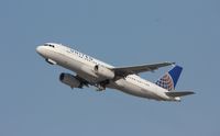 N408UA @ KLAX - Airbus A320 - by Mark Pasqualino