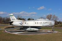 52-2044 @ KFRR - North American F-86H