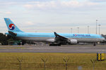 HL7553 @ YSSY - taxiing from 34L - by Bill Mallinson