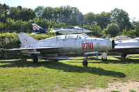 2718 @ N.A. - MiG-21U-600 of the Polish Air Force preserved at the Chateau de Savigny aircraft museum. - by Henk van Capelle