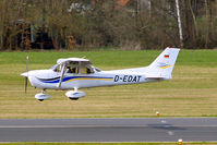 D-EDAT @ EDNY - Cessna 172S Skyhawk [172S-8132] Friedrichshafen~D 04/04/2009 - by Ray Barber