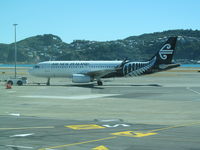 ZK-OXF @ NZWN - on push back from stand - by magnaman