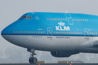 PH-BFN @ EHAM - KLM Boeing 747-406 during take off run at Schiphol airport. - by Henk van Capelle
