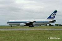ZK-NBI @ NZAA - Air New Zealand Ltd., Auckland 1994 - by Peter Lewis
