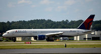 N521US @ KATL - Landing Atlanta - by Ronald Barker