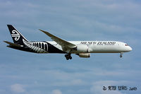 ZK-NZF @ NZAA - Air New Zealand Ltd., Auckland - by Peter Lewis