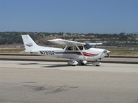 N751SP @ CMA - 2000 Cessna 172S SKYHAWK, Lycoming IO-360-L2A 180 Hp, CS prop, taxi - by Doug Robertson