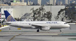N465UA @ KLAX - Taxiing to gate at LAX - by Todd Royer