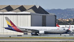 HL7732 @ KLAX - Taxiing to gate at LAX - by Todd Royer