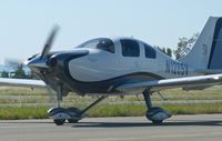 N1285V @ KRHV - A local 2008 Cessna 400 taxing back to its hangar. - by Chris L.