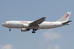 TS-IPC @ LOWW - Tunisair A300-600