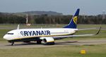 EI-FEH @ EGPH - Ryanair B737NG  taxiing to runway 06 - by Mike stanners