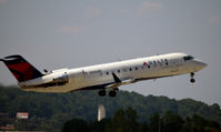 N686BR @ KATL - Takeoff Atlanta - by Ronald Barker