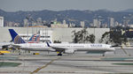 N77867 @ KLAX - Taxiing to gate at LAX - by Todd Royer