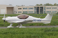 OO-H04 @ EBKT - Preparing for take-off. - by Raymond De Clercq