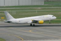 EC-JFF @ LFBO - Airbus A320-214, Landing rwy 14R, Toulouse-Blagnac Airport (LFBO-TLS) - by Yves-Q