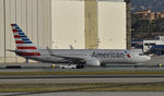 N957NN @ KLAX - Taxiing to gate at LAX - by Todd Royer
