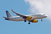 EC-LUO @ EGLL - Airbus A320-214(SL) [5530] (Vueling Airlines) Home~G 09/05/2015 - by Ray Barber