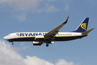 EI-EVA @ LMML - B737-800 EI-EVA Ryanair - by Raymond Zammit