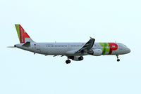 CS-TJF @ EGLL - CS-TJF   Airbus A321-211 [1399] (TAP Portugal) Home~G 07/05/2015. On approach 27L. - by Ray Barber