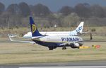 EI-EPA @ EGPH - Ryanair B737-8AS taxiing to runway 24 - by Mike stanners