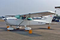 PK-SRT @ WIIH - Cessna 172P Skyhawk [172-74566] (Arrow Aero Club) Jakarta-Halim Perdanakusuma Int~PK 25/10/2006 - by Ray Barber
