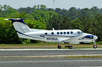 N925GA @ KPDK - Beech B200GT Super King Air [BY-34] Atlanta-Dekalb Peachtree~N 23/04/2010 - by Ray Barber