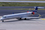 OY-KFB @ EDDL - SAS Airlines - by Air-Micha