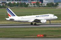 F-GRHV @ LFBO - Airbus A319-111, Landing rwy 14R, Toulouse-Blagnac Airport (LFBO-TLS) - by Yves-Q