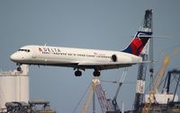 N894AT @ FLL - Delta